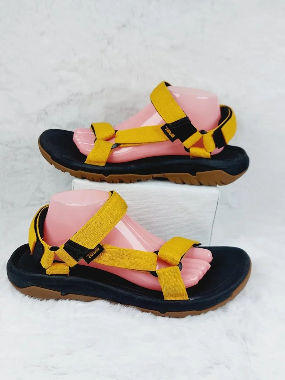 Teva Men's Textured Sunflower Yellow Hurricane XLT2 Sports Sandals Size US 11